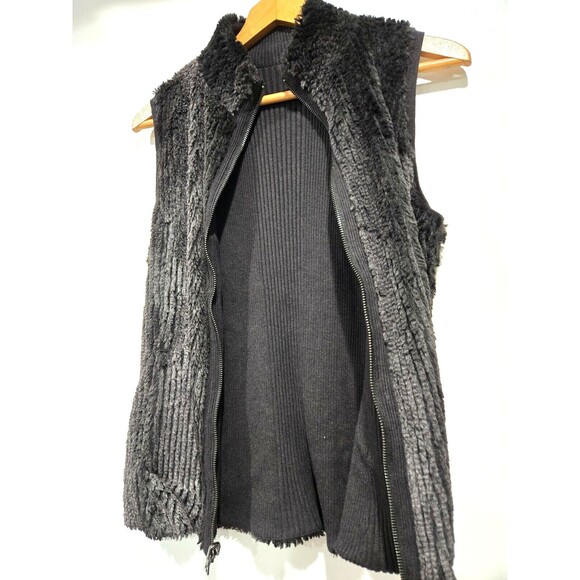 Women's Etcetera Size S Black Zip Up Faux Fur Cashmere Blend Vest - Picture 6 of 6
